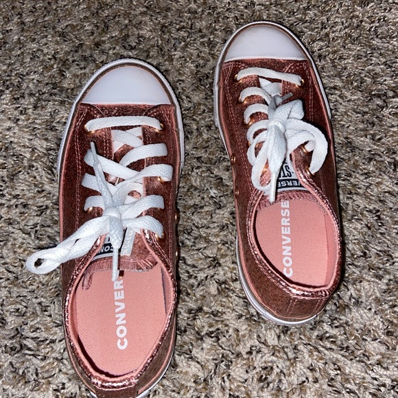 Kids Converse low top color pink. - Picture 5 of 7